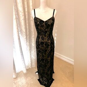 REGGIO EVENING GOWN BLACK/GOLD